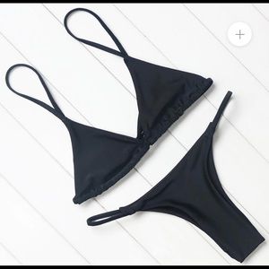 Black bikini